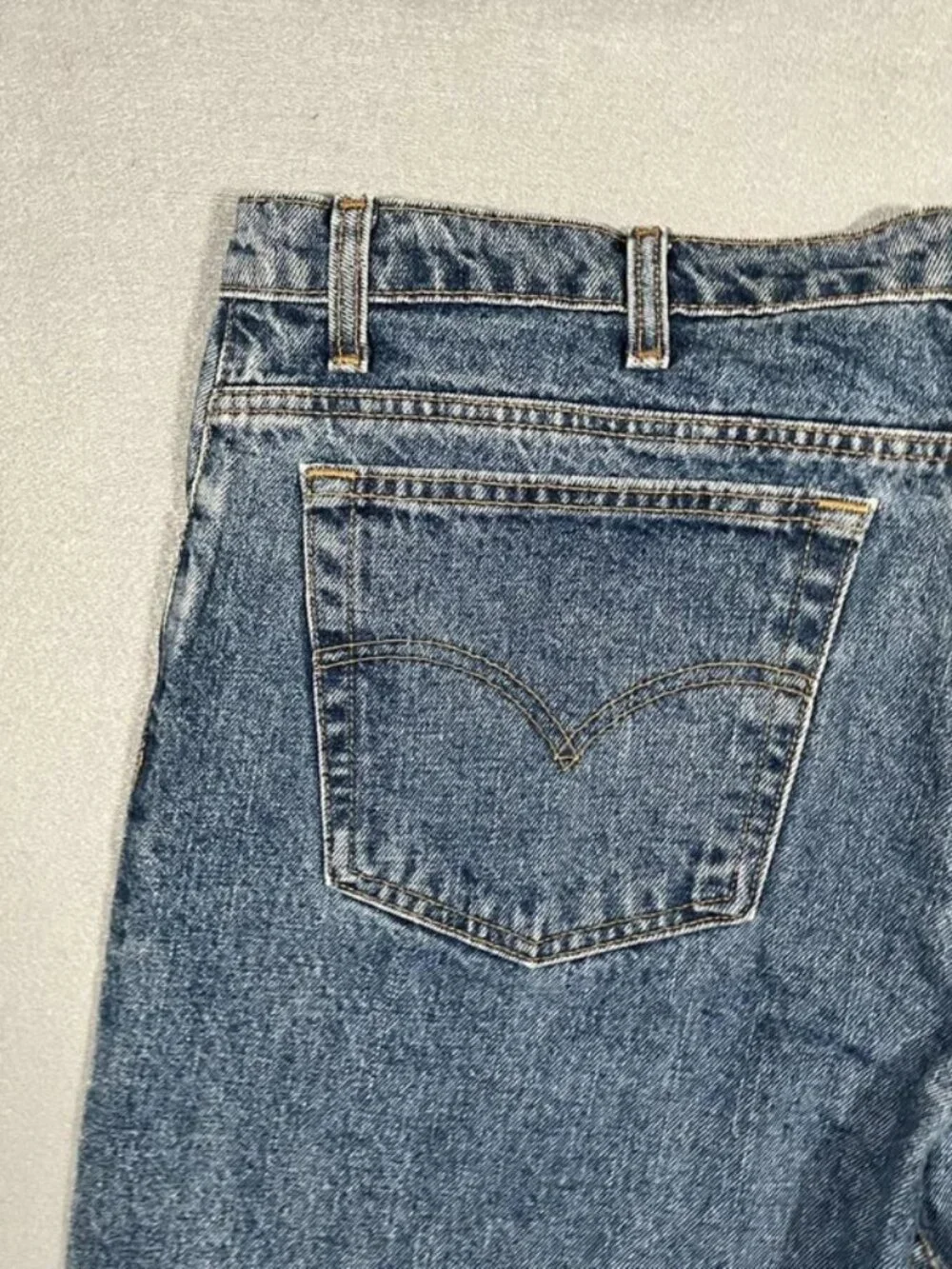 Levi’s 512 Light Blue Denim Jeans Made in Canada Vintage W42